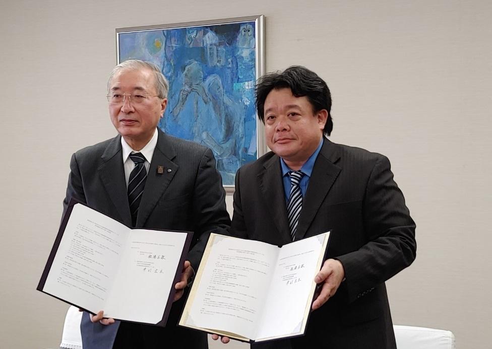 島根県松江市と研究連携協定を締結